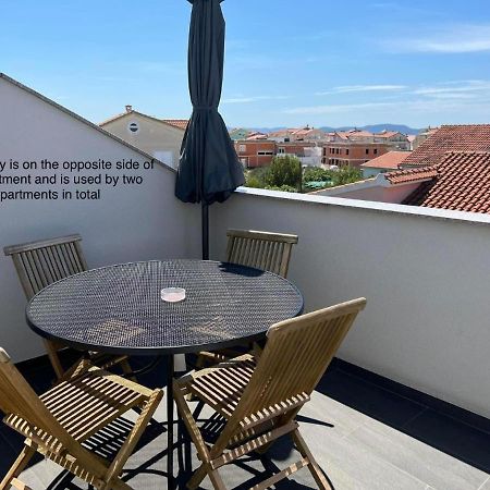 Apartment Vodice - Lovric Экстерьер фото