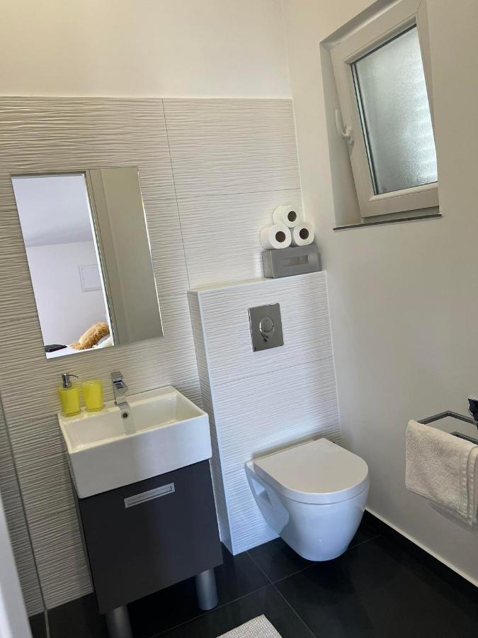 Apartment Vodice - Lovric Экстерьер фото